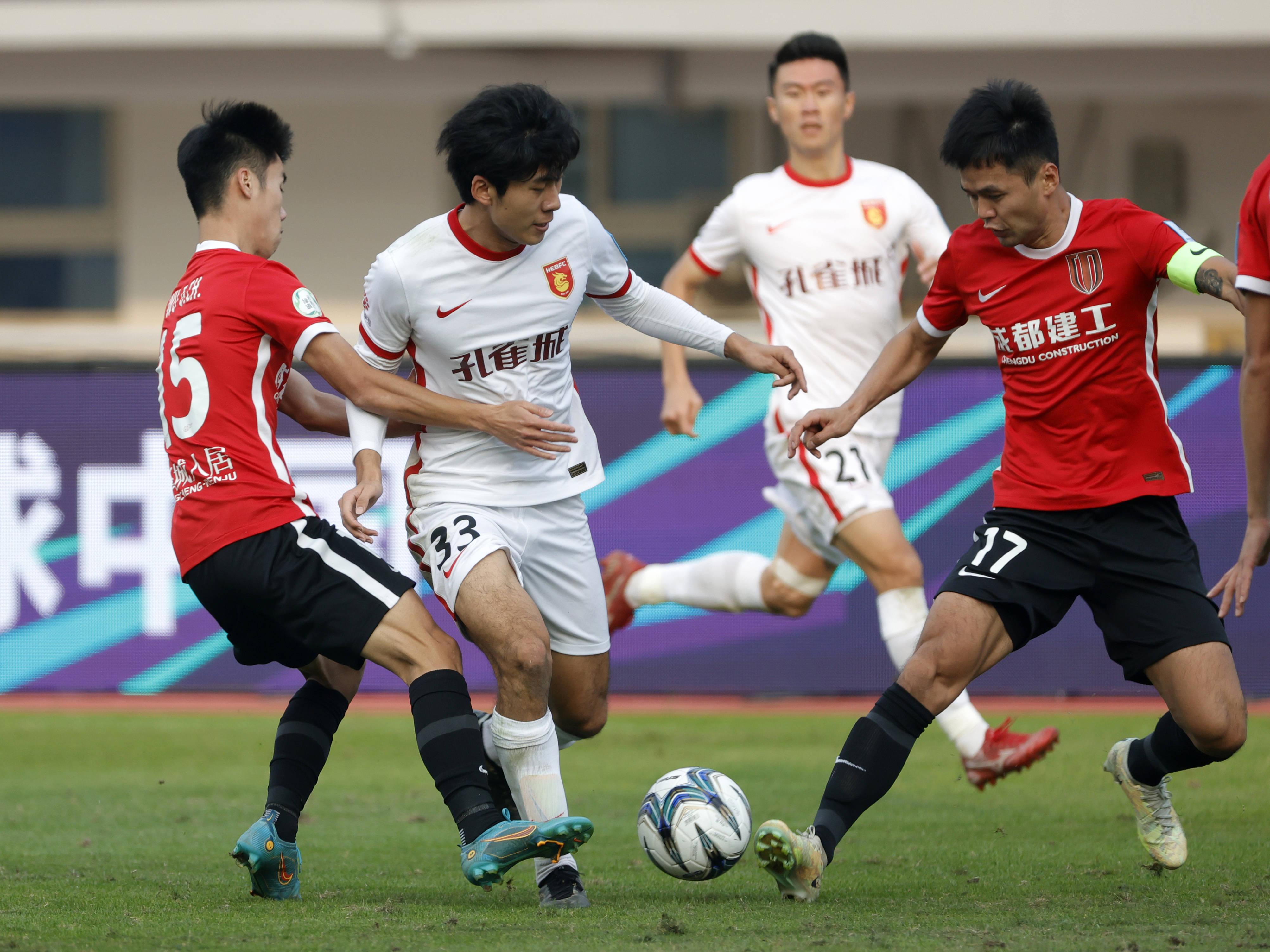 博鱼体育网页版-转会期莱比锡主帅复盘——NBA常规赛节点到来，质疑声仍在，球探报告显示潜力